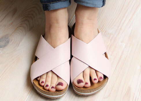 leather clog slippers