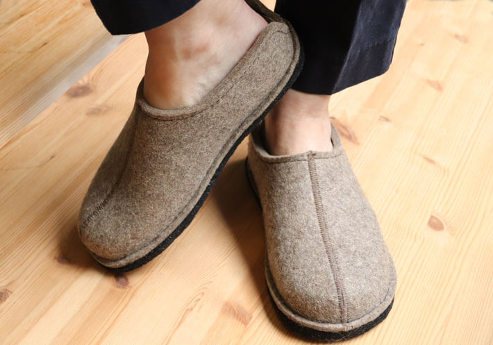 men's wool felt slippers